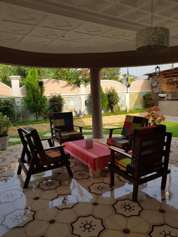 Nana Adu Guest House Koforidua Exterior photo