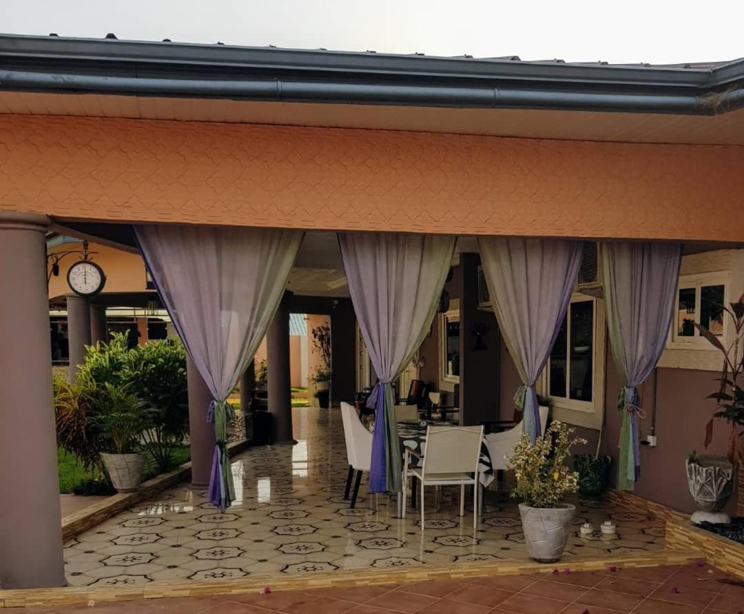 Nana Adu Guest House Koforidua Exterior photo