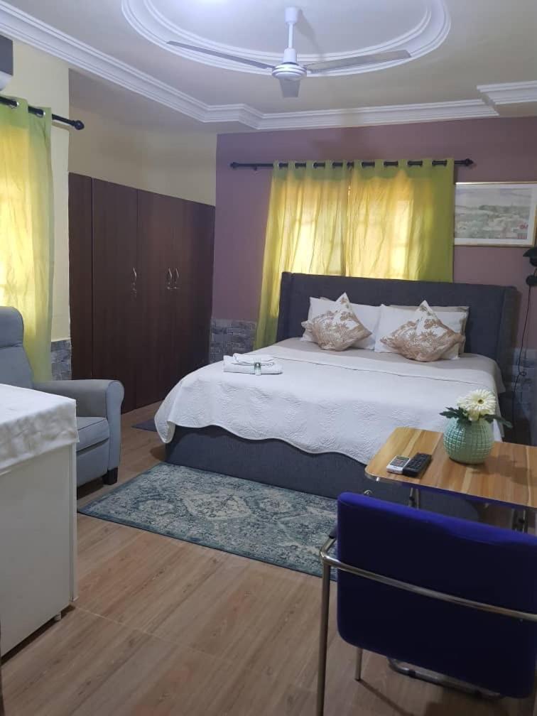 Nana Adu Guest House Koforidua Exterior photo