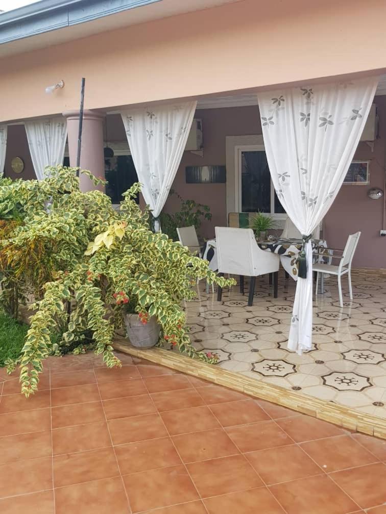 Nana Adu Guest House Koforidua Exterior photo