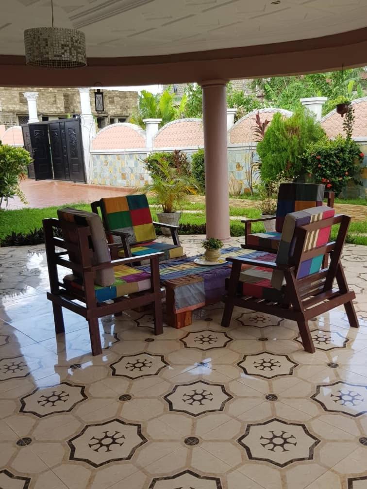 Nana Adu Guest House Koforidua Exterior photo