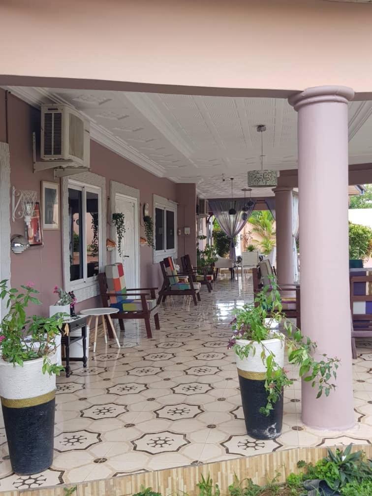 Nana Adu Guest House Koforidua Exterior photo